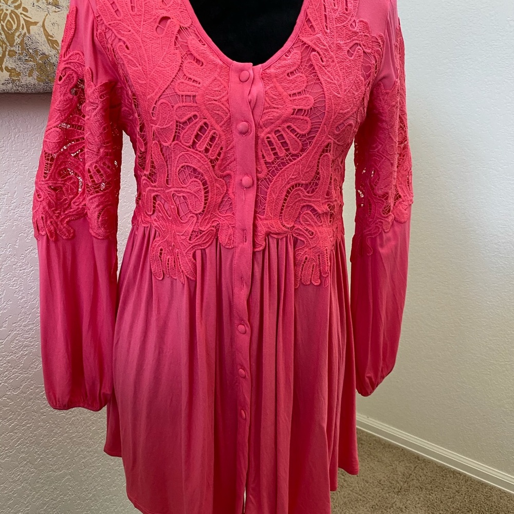 Chelsea & Theodore orange blouse long -sleeve.